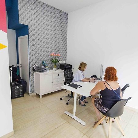 La Fabrica Urban Hostel Las Palmas Dış mekan fotoğraf
