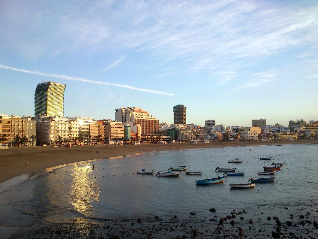 La Fabrica Urban Hostel Las Palmas Dış mekan fotoğraf